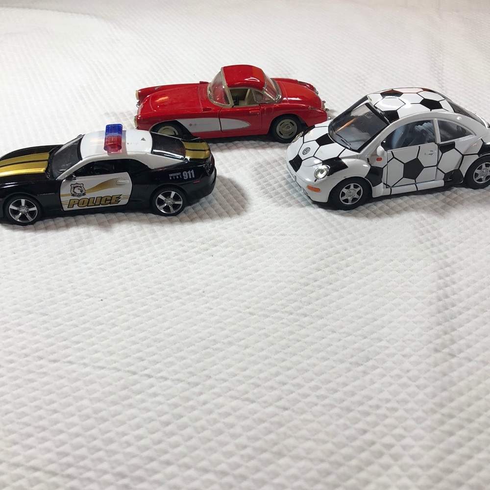 Die Cast Cars - Picture 4 of 6